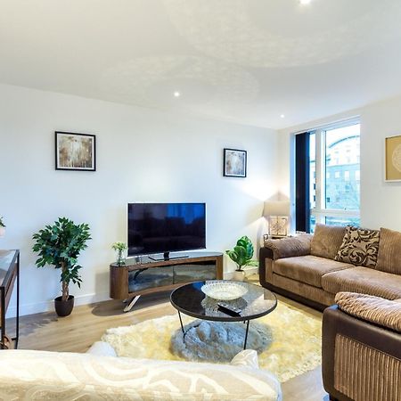 2 Bed Property Close To Heathrow Airport Hounslow Esterno foto